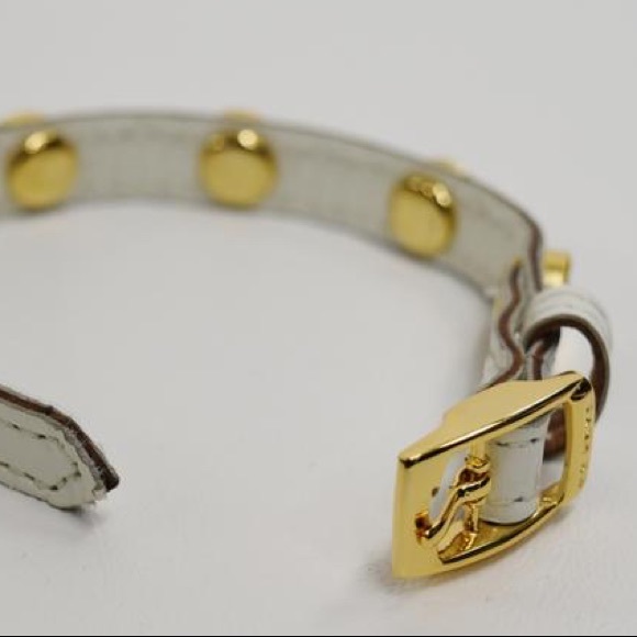 CC Skye White Leather + Gold Studs Bracelet - Picture 4 of 9